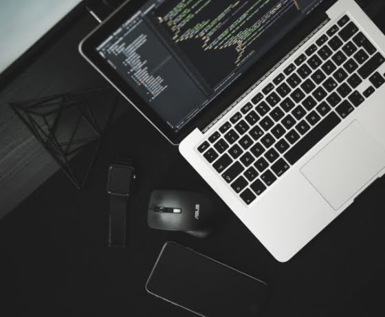Ordinateur pour conception de site web